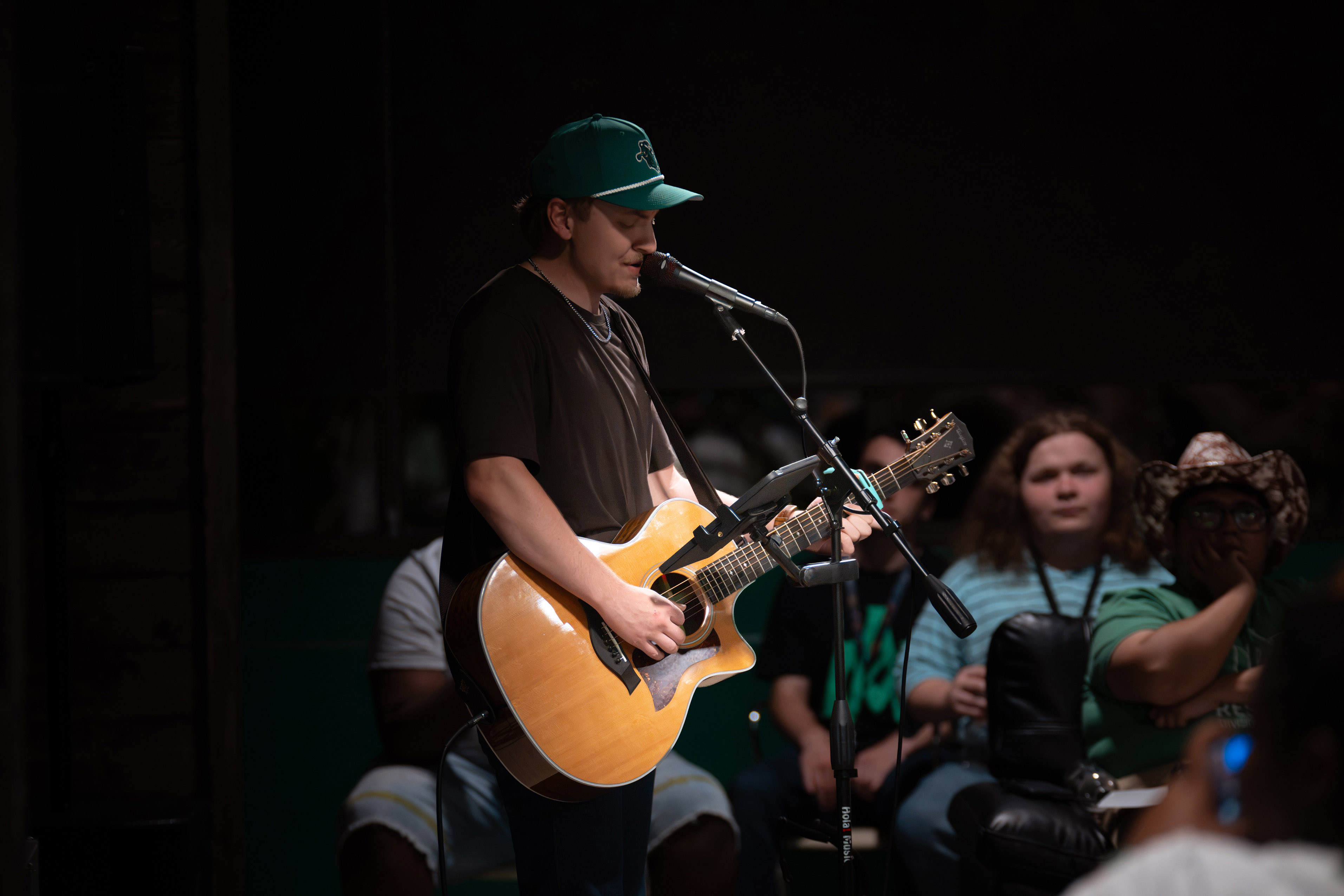Weezys-Grand-Opening-and-Patrick-Averill-Concert-3-1 Weezys-Grand-Opening-and-Patrick-Averill-Concert-3-1